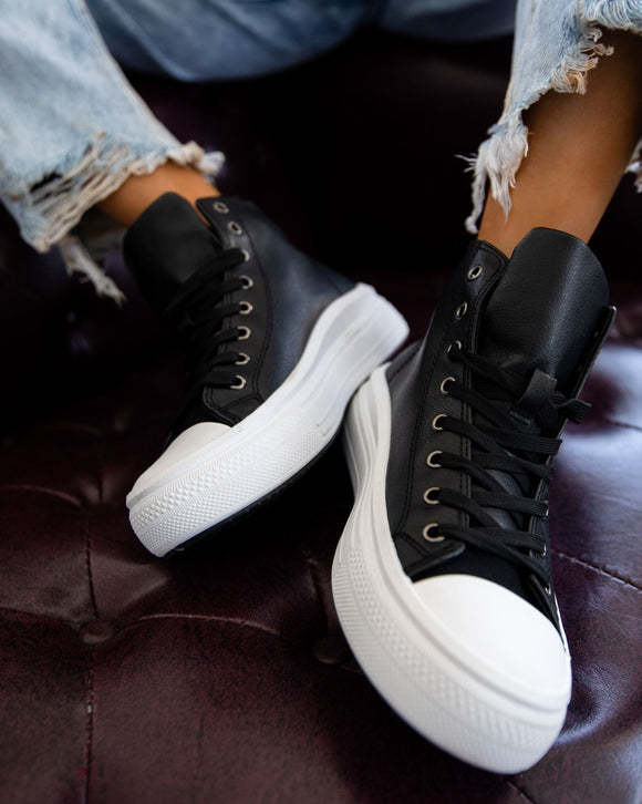 Sirena Sneakers