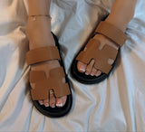 Valeria Slides