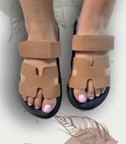 Valeria Slides